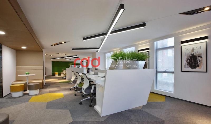 現(xiàn)代簡約辦公室設(shè)計裝修特點(diǎn)及注意事項(xiàng).jpg 現(xiàn)代簡約辦公室設(shè)計裝修特點(diǎn)及注意事項(xiàng).jpg