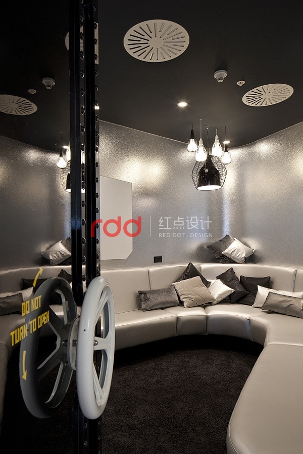 倫敦 YouTube 創(chuàng)意辦公室設計直擊-16.jpg