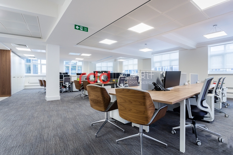 廣州辦公室設計裝修的現代發(fā)展趨勢.jpg 廣州辦公室設計裝修的現代發(fā)展趨勢.jpg