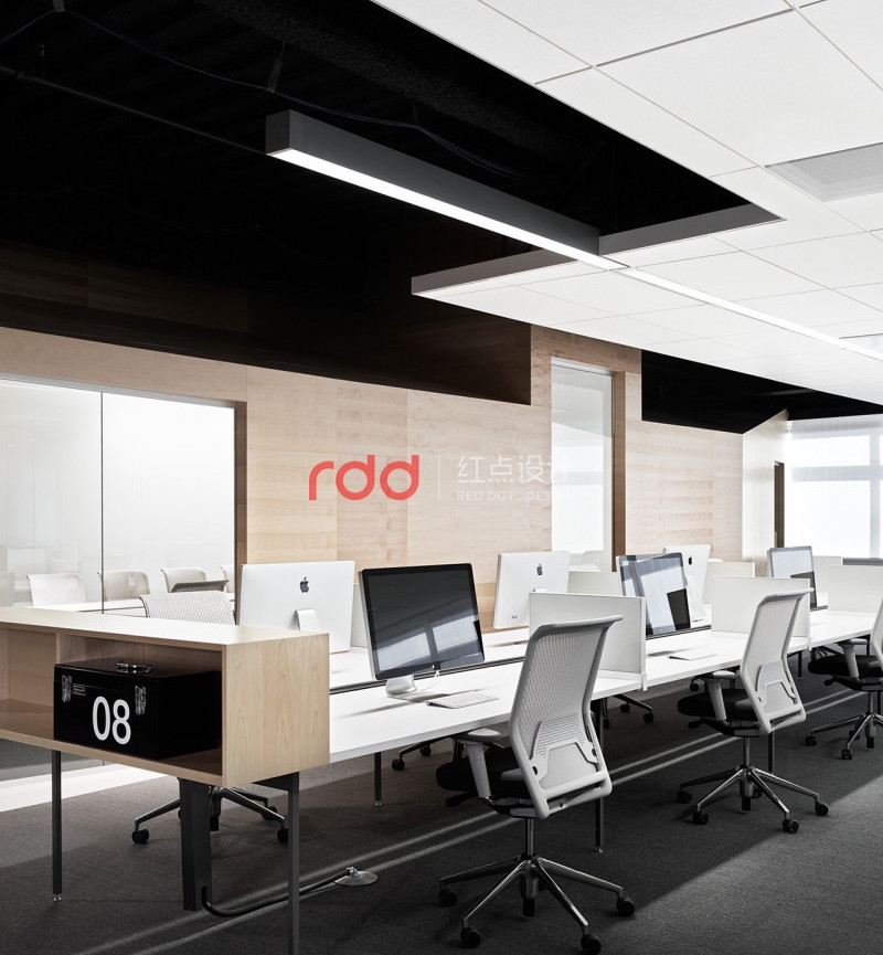 通過辦公室裝修設(shè)計(jì)來營(yíng)造更好的辦公環(huán)境.jpg 通過辦公室裝修設(shè)計(jì)來營(yíng)造更好的辦公環(huán)境.jpg